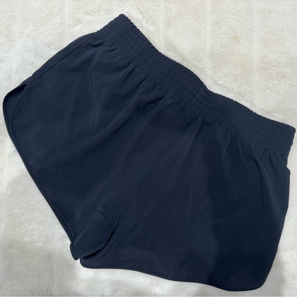 Marks and Spencer’s Gym Shorts with inner lining - Picture 4 of 4